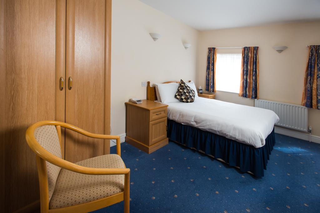 Mercure Newbury West Grange Hotel Thatcham Exterior photo